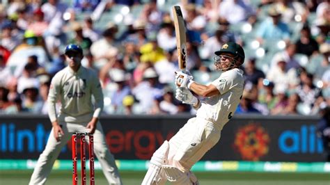 09-Oct-2022. Jos Buttler and Alex Hales put on a fearsome century opening stand • AFP/Getty Images. England 208 for 6 (Hales 84, Buttler 68, Ellis 3-20) beat Australia 200 for 9 (Warner 73 ...
